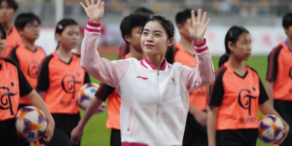 蜘蛛直播官方入口-报！前方17路人马集结！现场万人沸腾