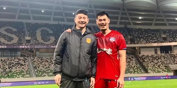 蜘蛛直播官方网站-以老带新!吉翔领衔多名“老人”驰援新江苏队，新赛季目标冲乙